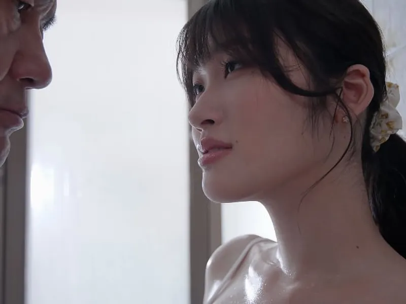 ông chồng bỏ bê, bà xã được ông chú giúp thỏa mãn cơn dâm dục lồn